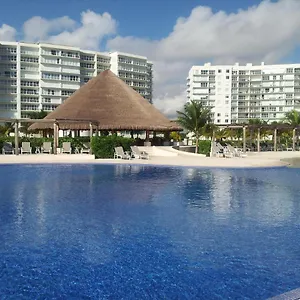 Apartamento Punta Me Luxury Ocean View & Front, Cancún