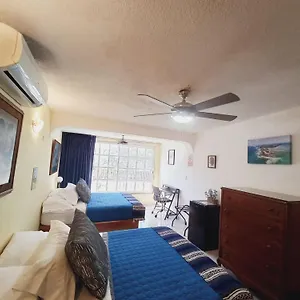 Habitación en casa particular Privadas Y Centricas Con Alberca., Cancún